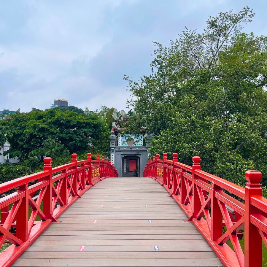 Hanoi City Tour – Full-Day Small Group Itinerary (10) Hanoi City Tour – Full-Day Small Group Itinerary