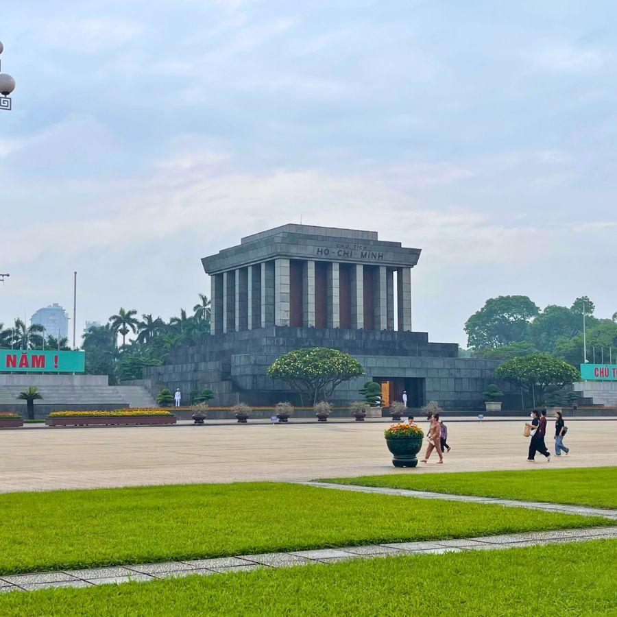 Private Hanoi City Tour (8) Private Hanoi City Tour