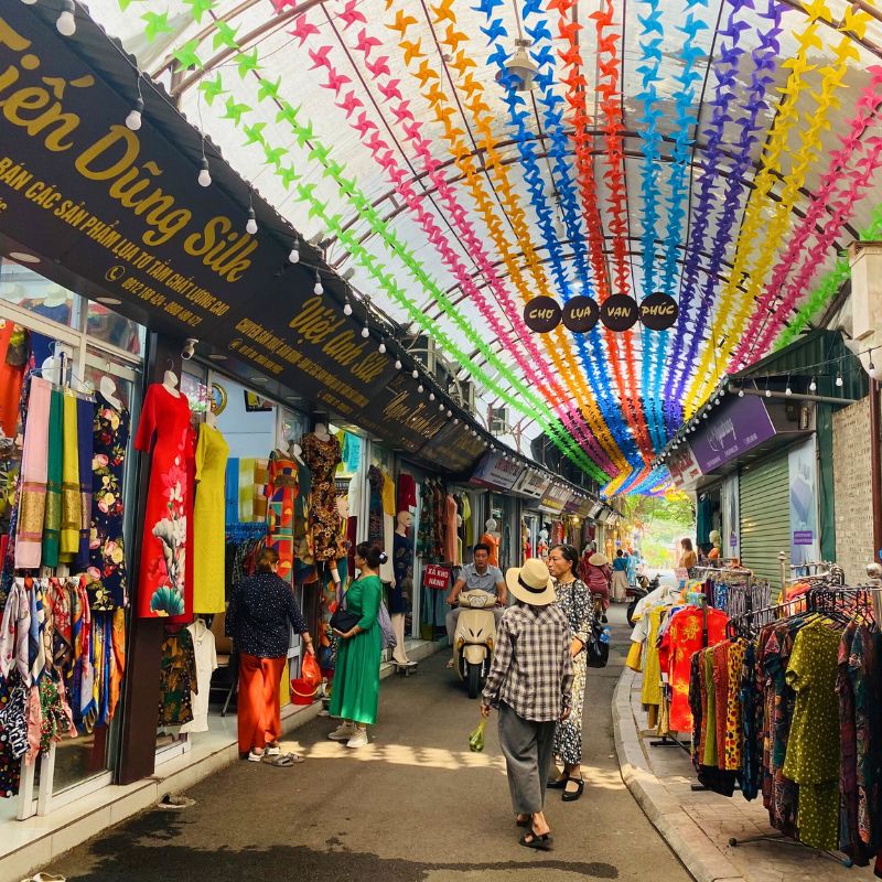 Full-Day-Duong-Lam-Ancient-Village Full Day Duong Lam Ancient Village