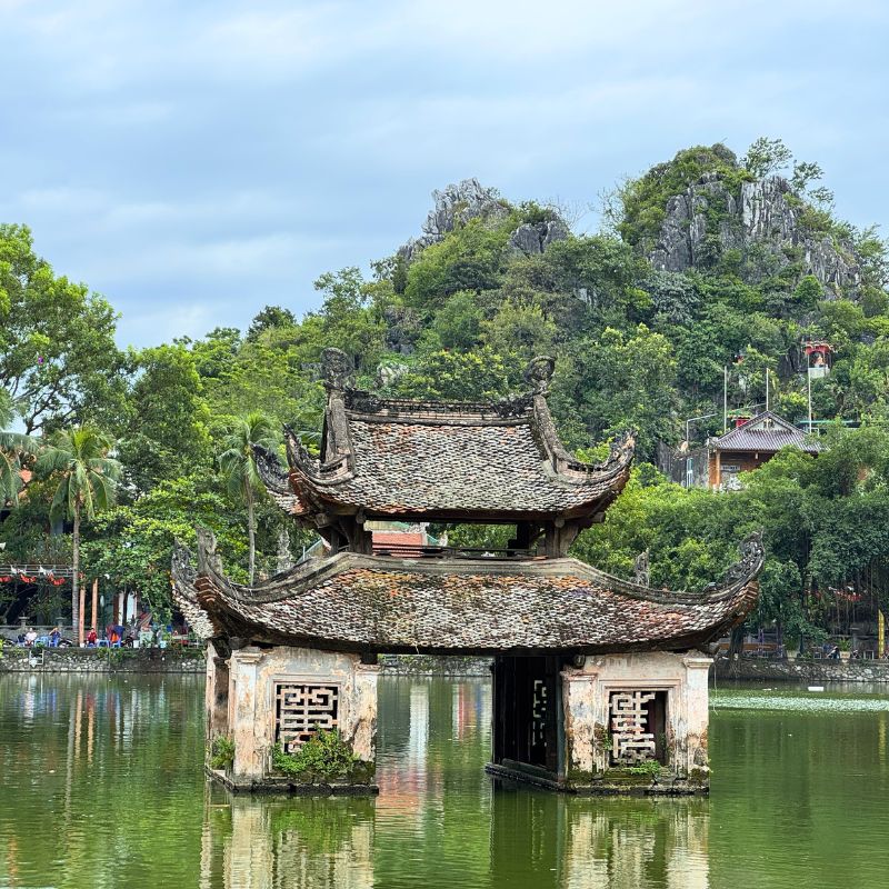 Full-Day-Duong-Lam-Ancient-Village (12) Full Day Duong Lam Ancient Village