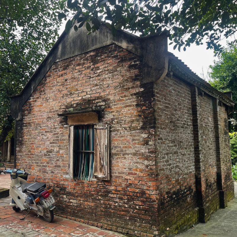 Full-Day-Duong-Lam-Ancient-Village (15) Full Day Duong Lam Ancient Village