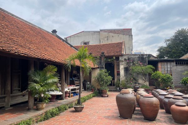 Full Day Duong Lam Ancient Village