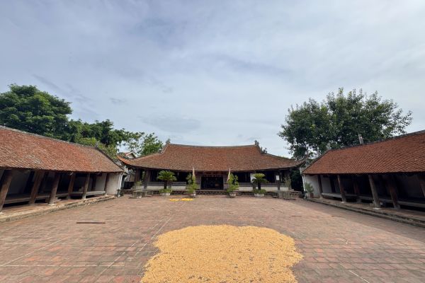 Full Day Duong Lam Ancient Village