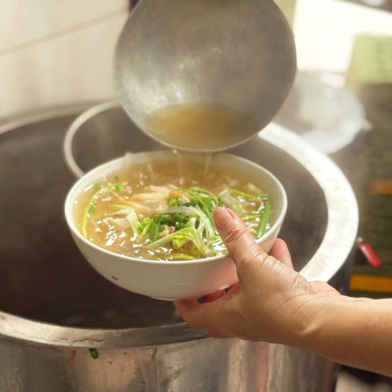 hanoi street food tour